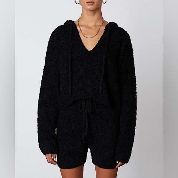 NIA THE BRAND || Notched Hooded Sweater in Black - SZ Small - Picture 4 of 8